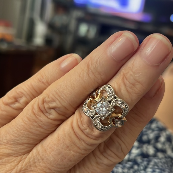 🆕️ Fancy ring - Picture 5 of 9